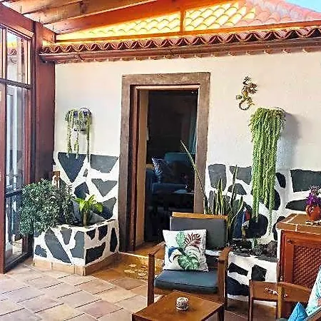 La Hoya, El Tanque Hotel