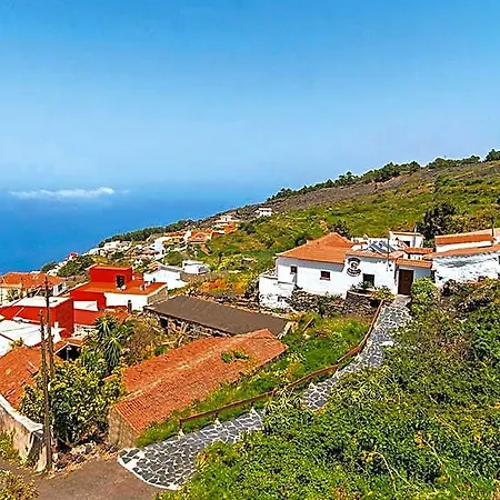 La Hoya, El Tanque Hotel