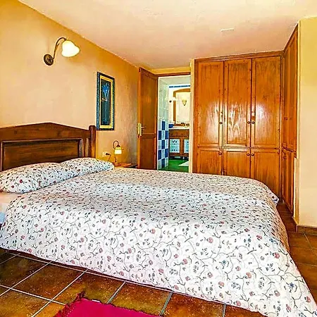 La Hoya, El Tanque Hotel